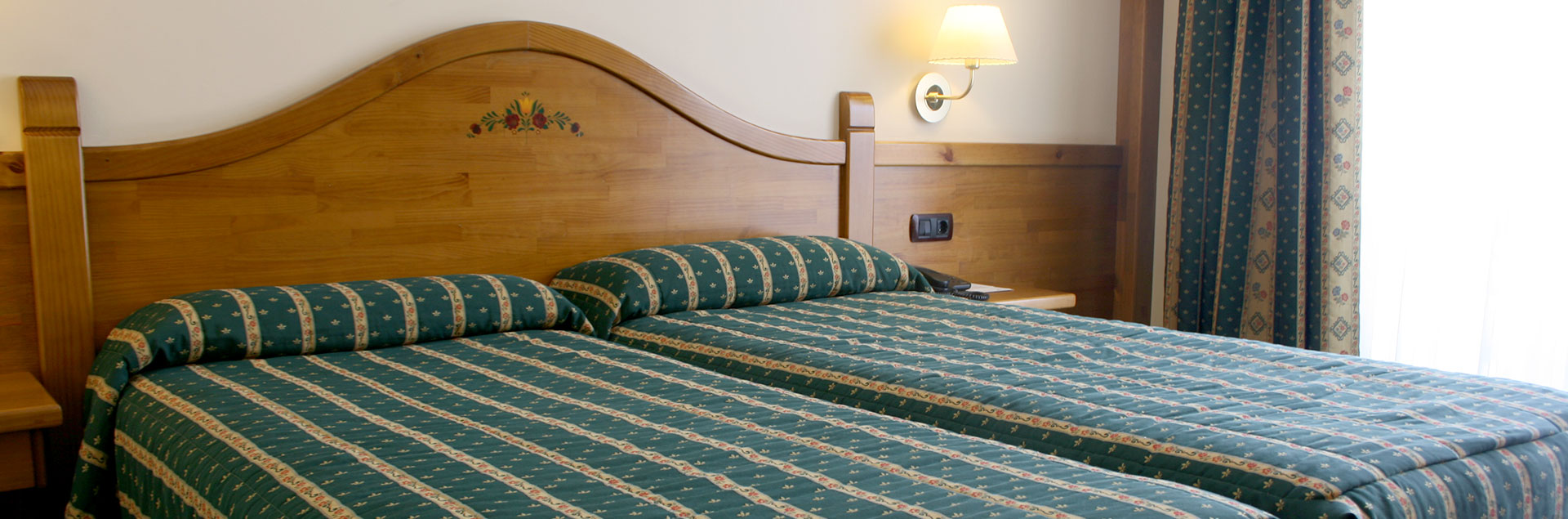 Standard room with views SPORT HOTEL VILLAGE ANDORRA